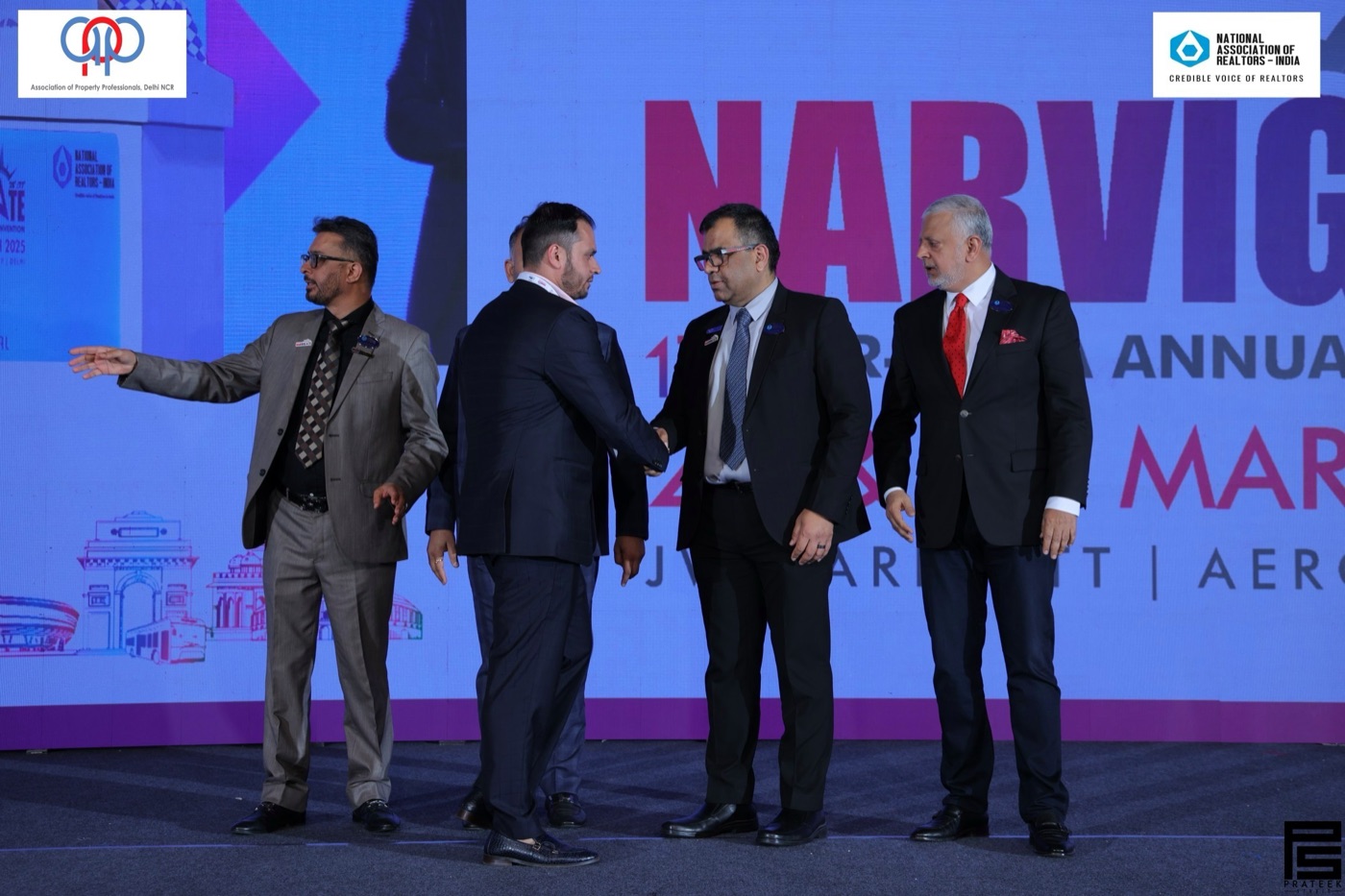 Sam Chopra on the main stage at NAR-India NARVIGATE 2025